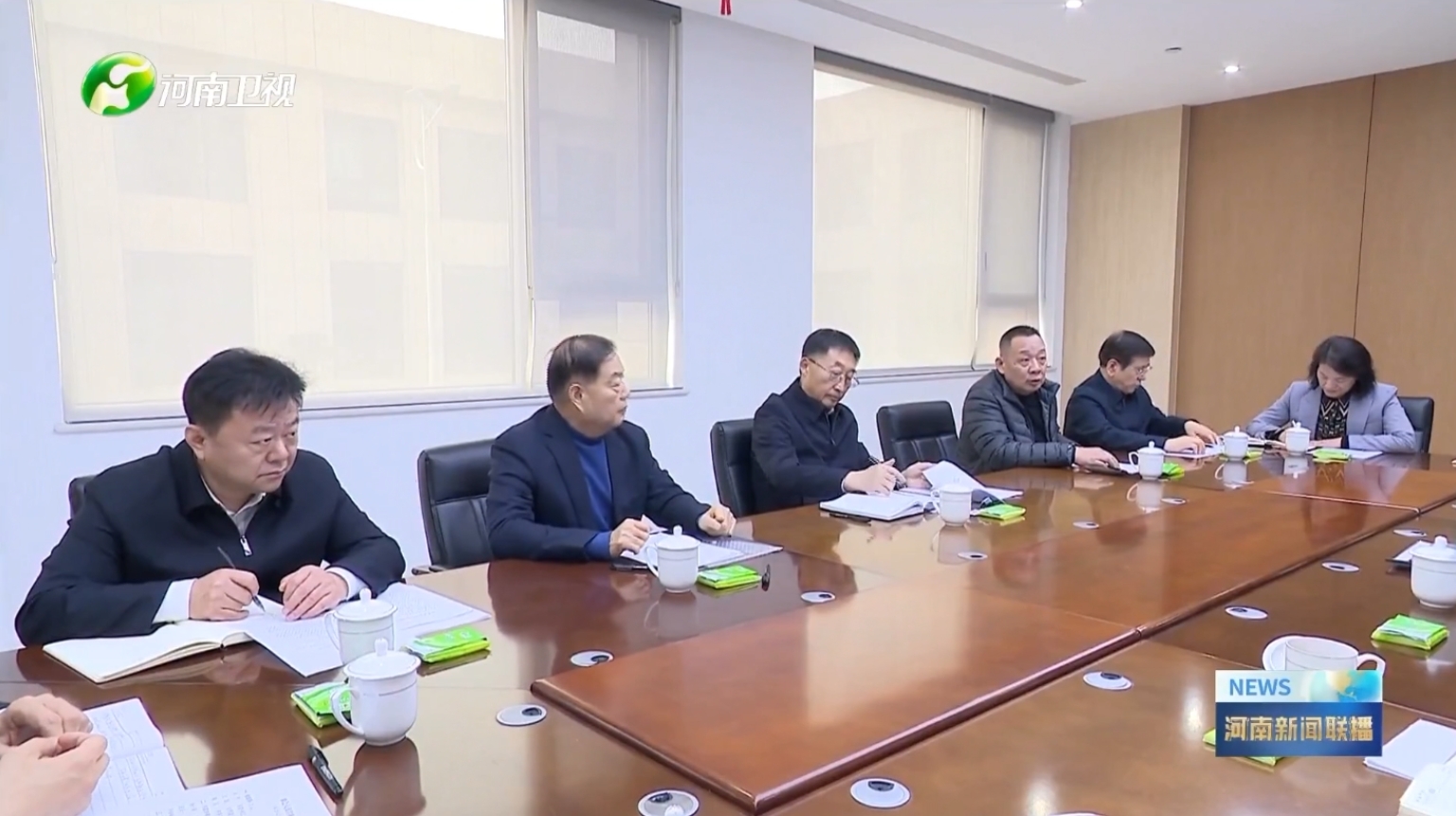 河南卫视新闻联播报道乐鱼在线登录入口-乐鱼（中国）-乐鱼
集团党委书记、创始人楚金甫参加省委书记刘宁在许昌召开的民营企业座谈会